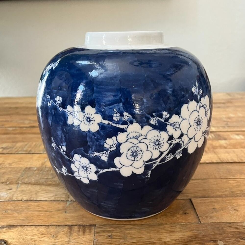 Chinese Porcelain Ginger Jar Blue White Prunus Blossoms 8" Tall Hand-painted